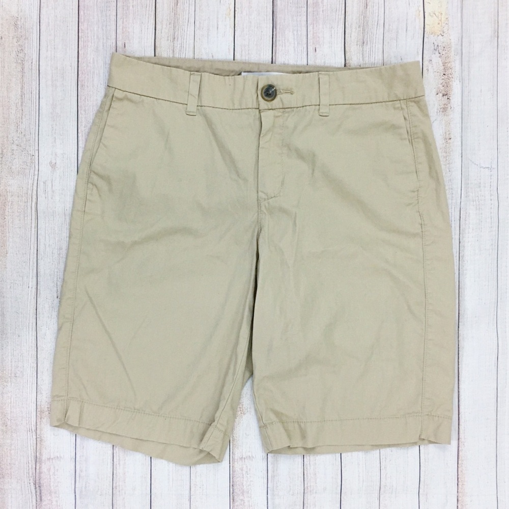Old Navy Khaki Bermuda Shorts Size 6